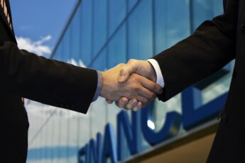 Singapore Pledges Green Energy Investments in Indonesia