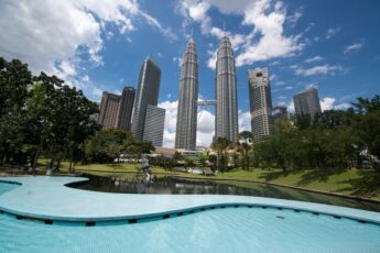 South Korean, Japanese Manufacturing Companies to Invest USD 2.1 Billion in Malaysia’s High-Tech Industries