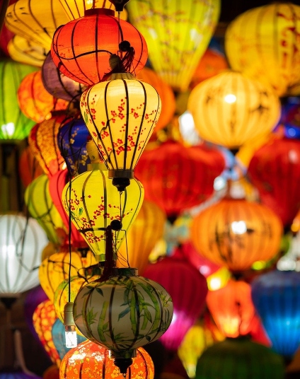 Vietnam-lanterns-1